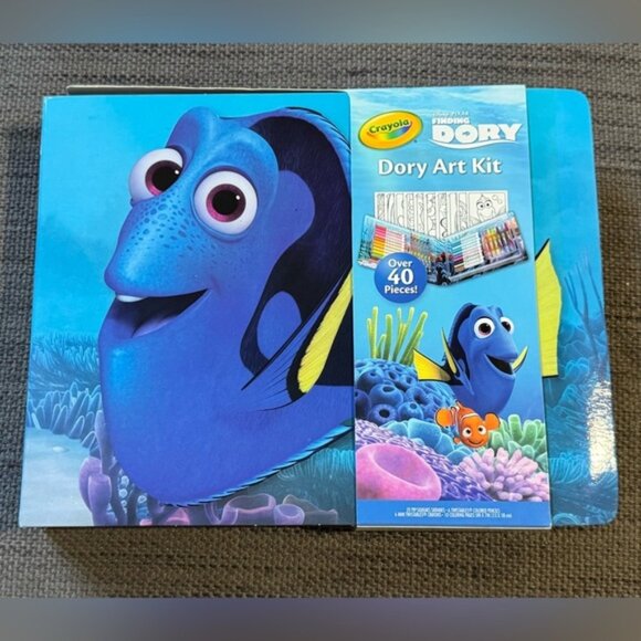 Crayola Other - Crayola Finding Dory Art Kit Over 40 Pieces Markers Twistables Colour Sheets Kid